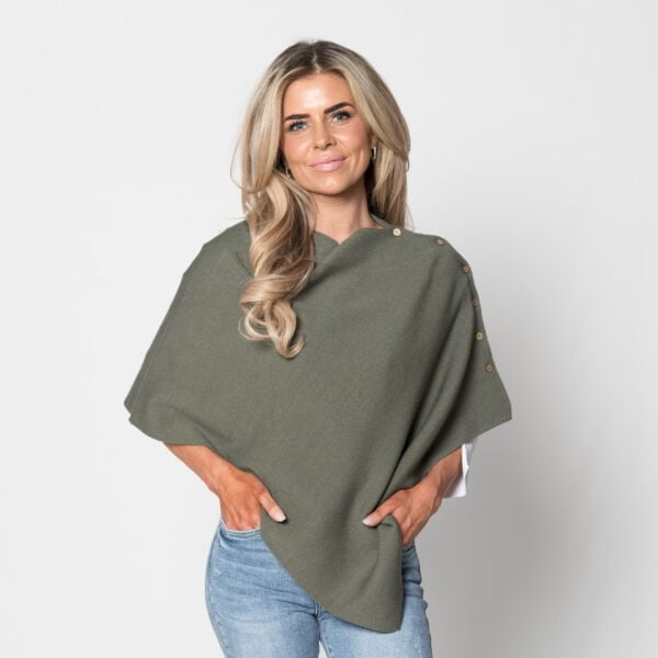 Poncho met knoopjes groen | Alina