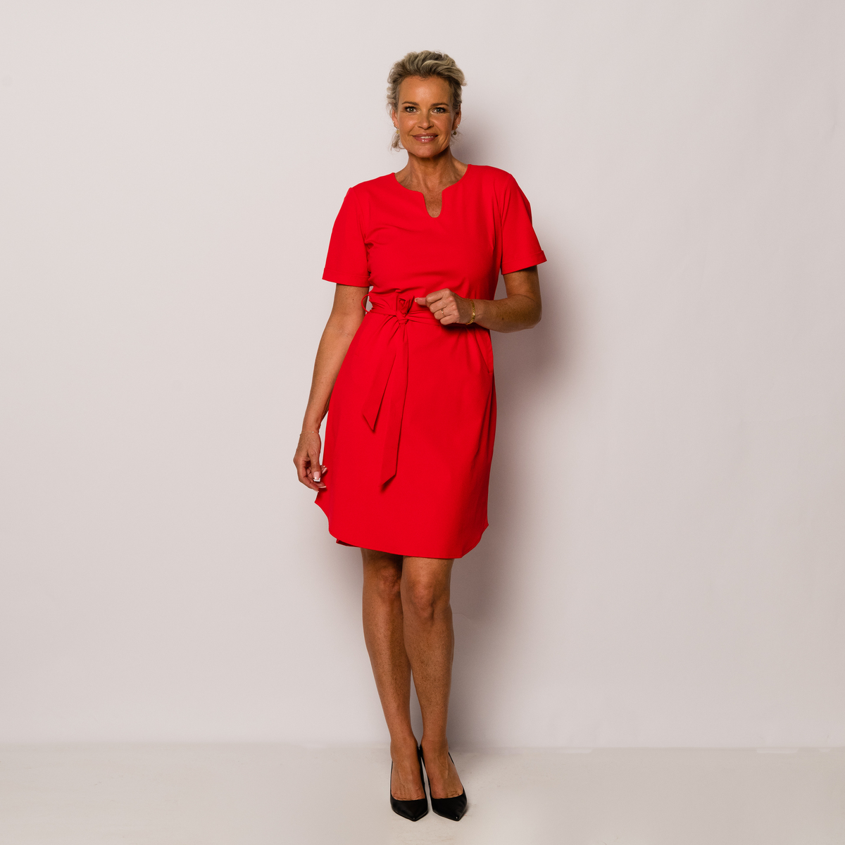 zoeken moederlijk Lol Travel jurk korte mouw rood | Amy 245 | Studio Lienne