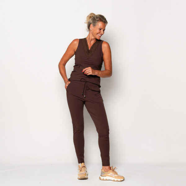 travel broek donkerbruin | amy 134