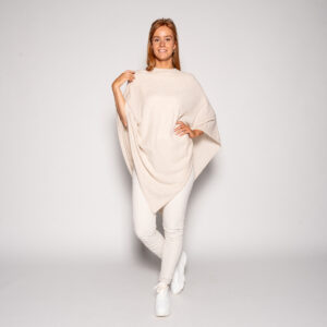 poncho met cashmere | clea