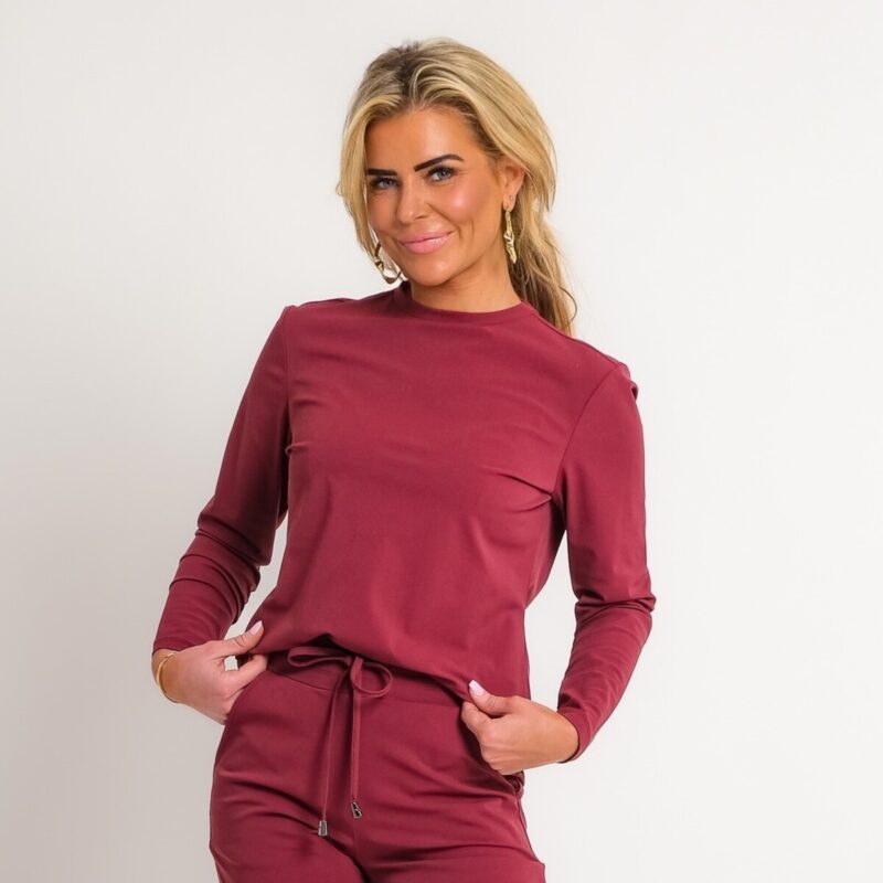 Travel t shirt met lange mouwen bordeaux rood | 374 Amy 