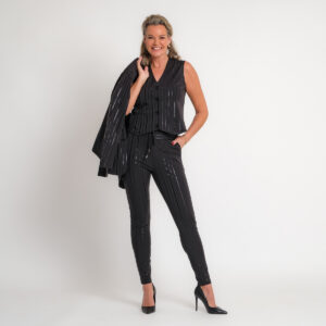 travel gilet met glanzende streep zwart | amy 294