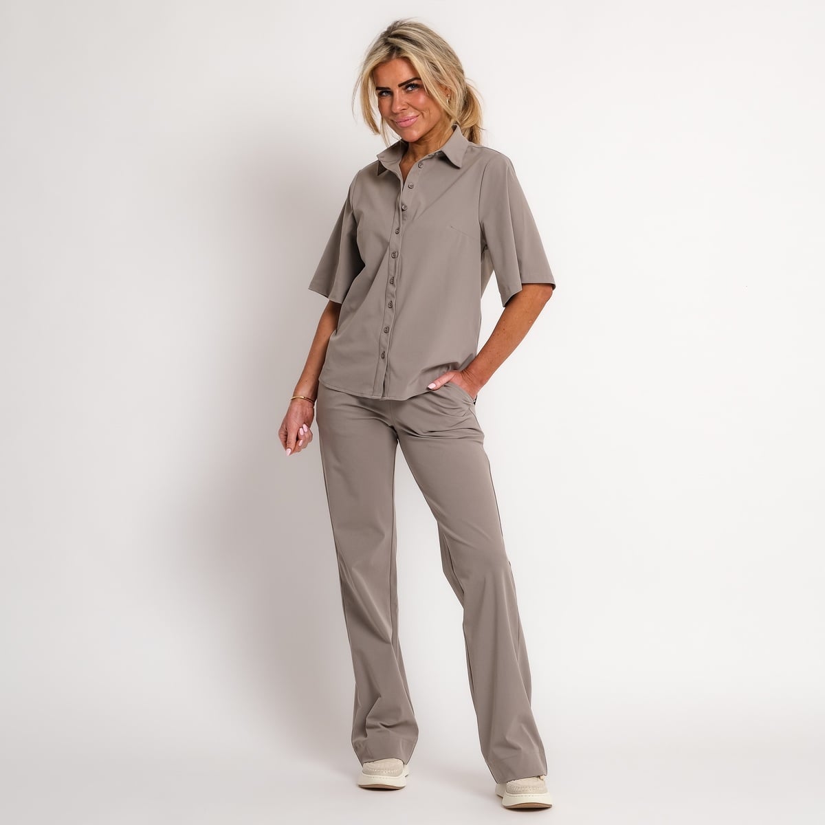 travel top taupe | amy 533