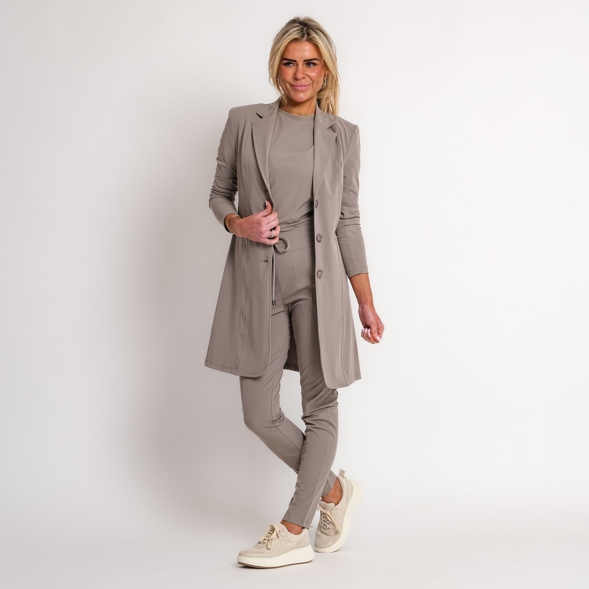 travel top taupe | amy 533