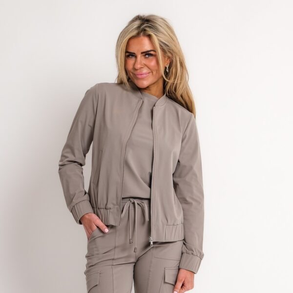 travel top taupe | amy 533