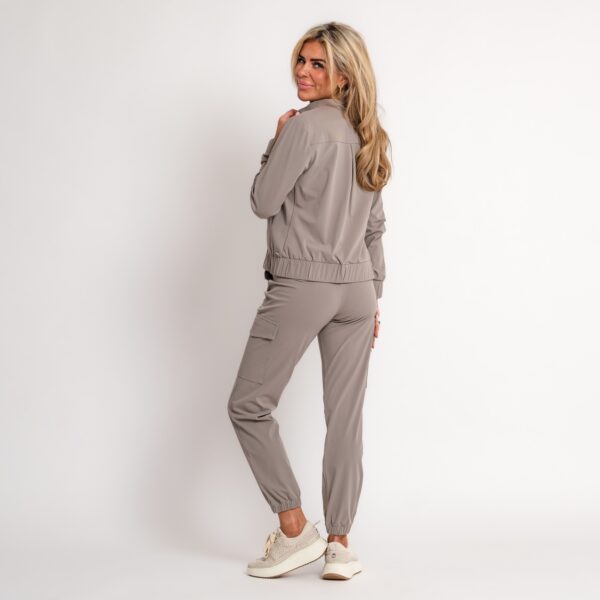 travel top taupe | amy 533