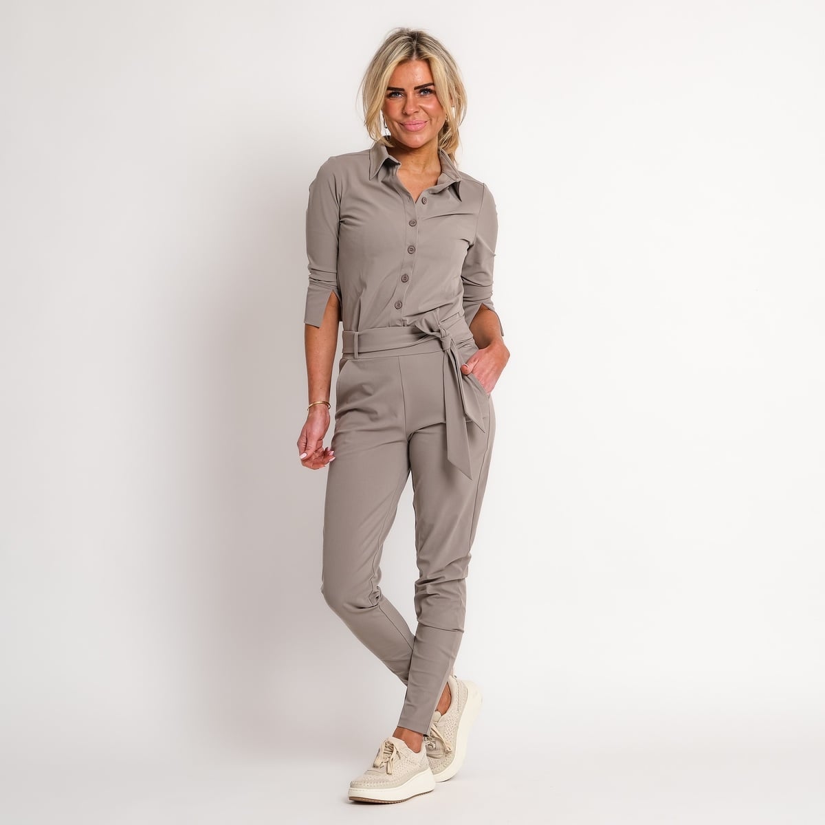 travel top taupe | amy 533