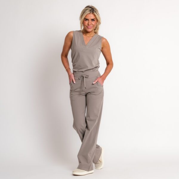 travel top taupe | amy 533