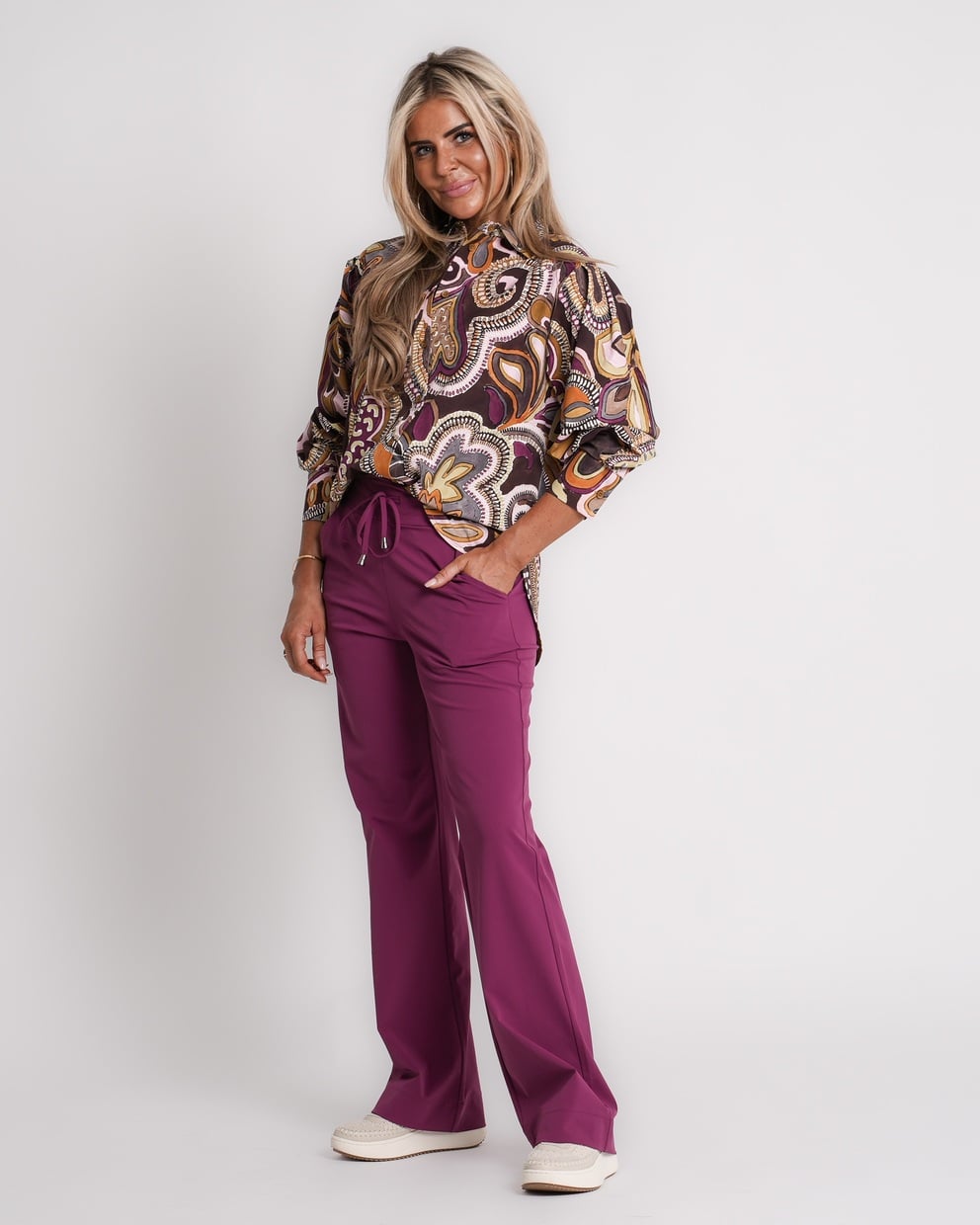 travel trousers slit hem structure print magenta purple | amy 870