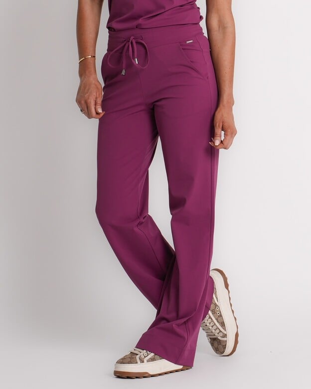 travel trousers slit hem structure print magenta purple | amy 870