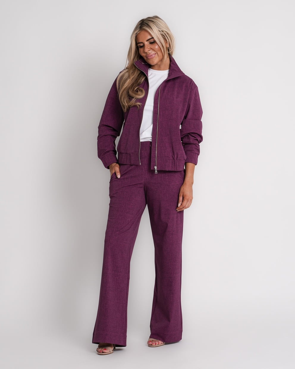 travel trousers slit hem structure print magenta purple | amy 870