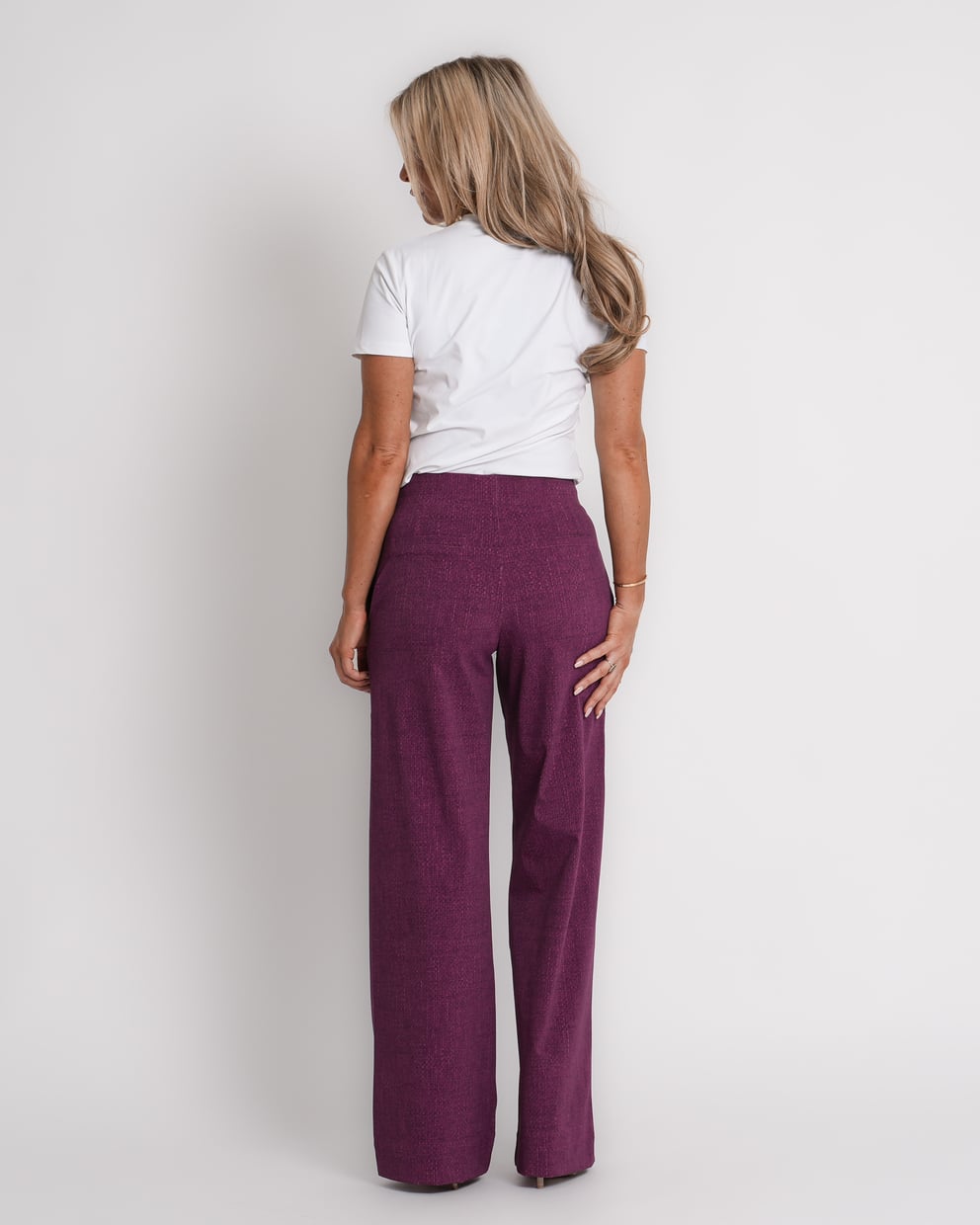 travel trousers slit hem structure print magenta purple | amy 870