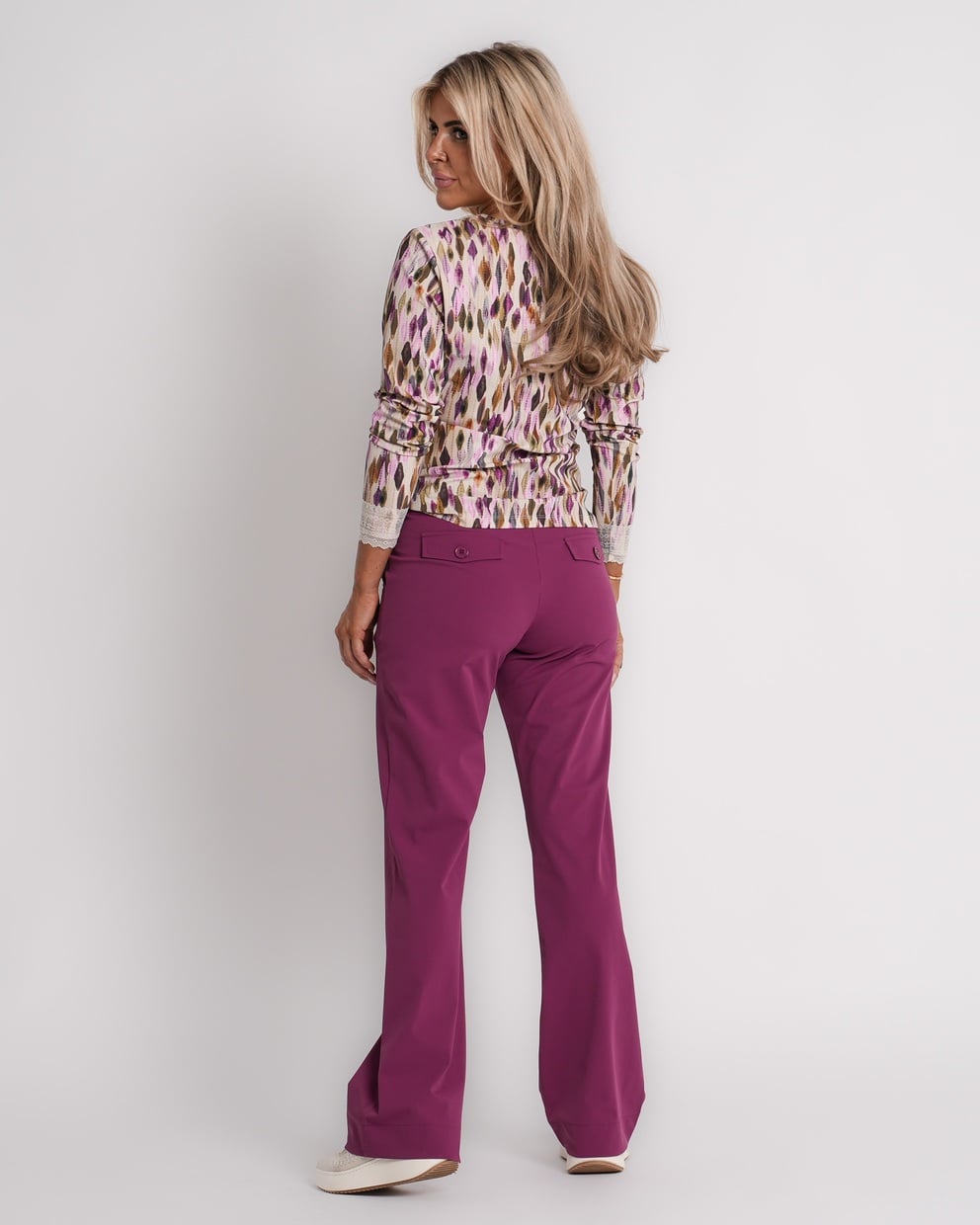 travel trousers slit hem structure print magenta purple | amy 870