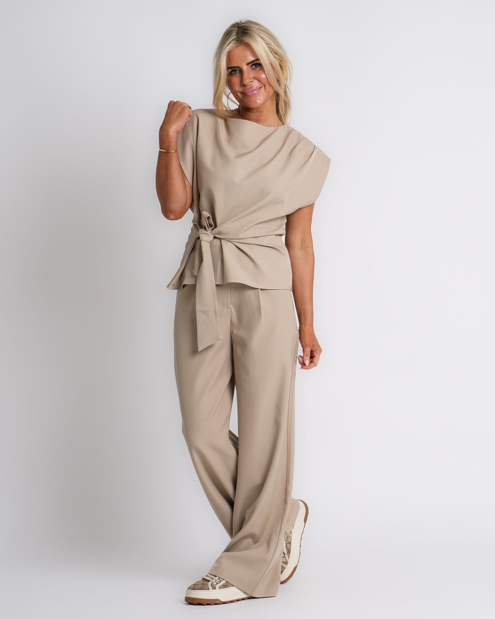 ambika gilet beige