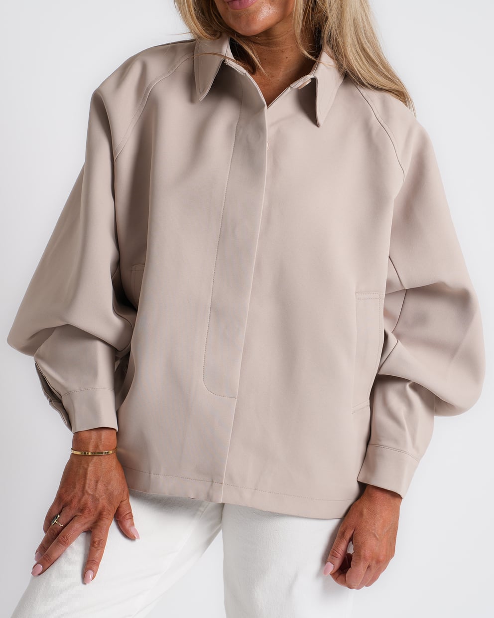 ambika gilet beige