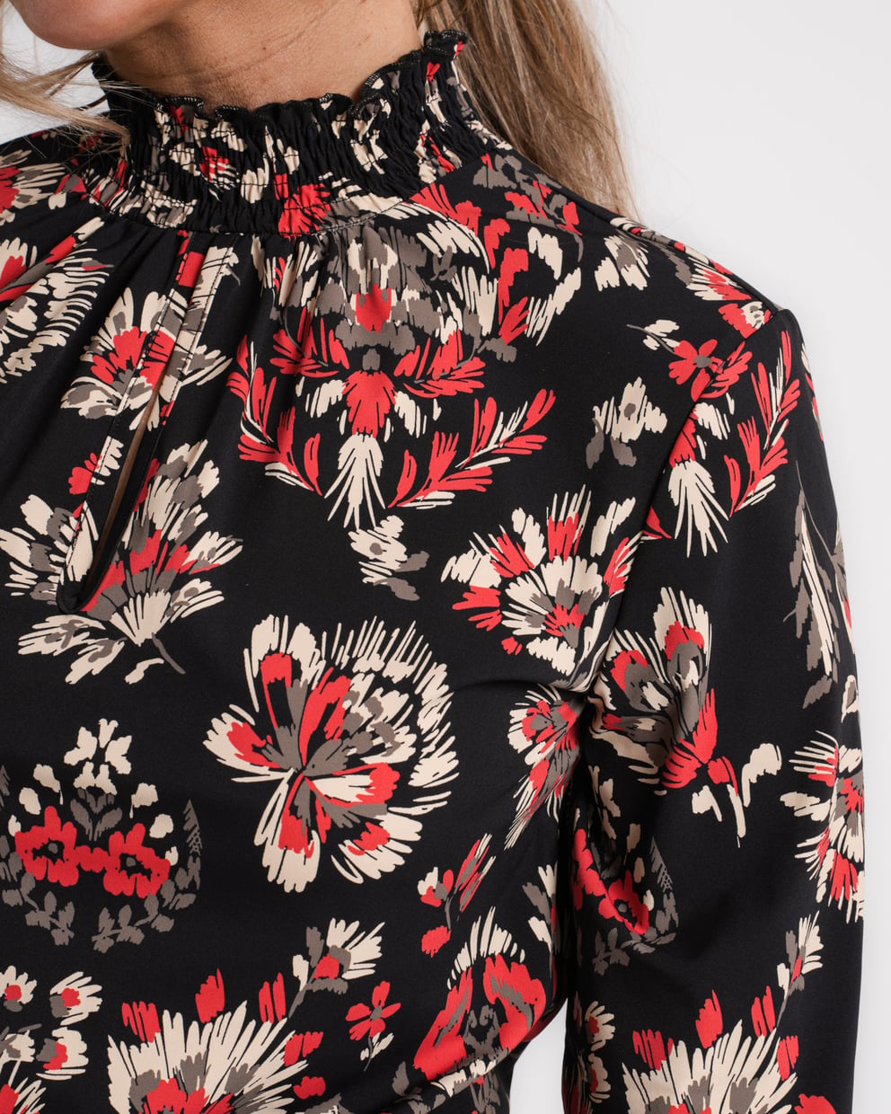 travel top met strik zwart | amy 898