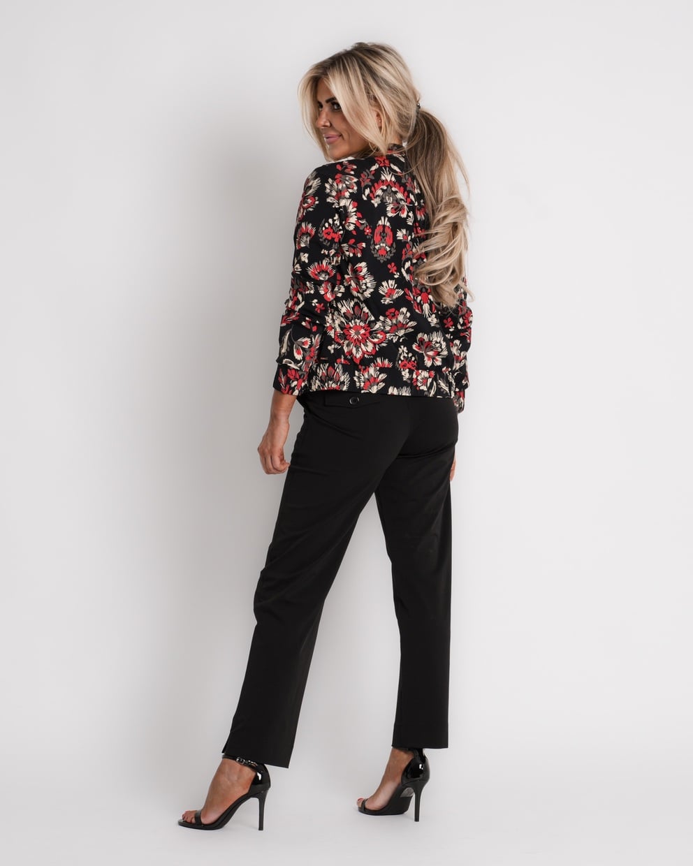 travel top met strik zwart | amy 898