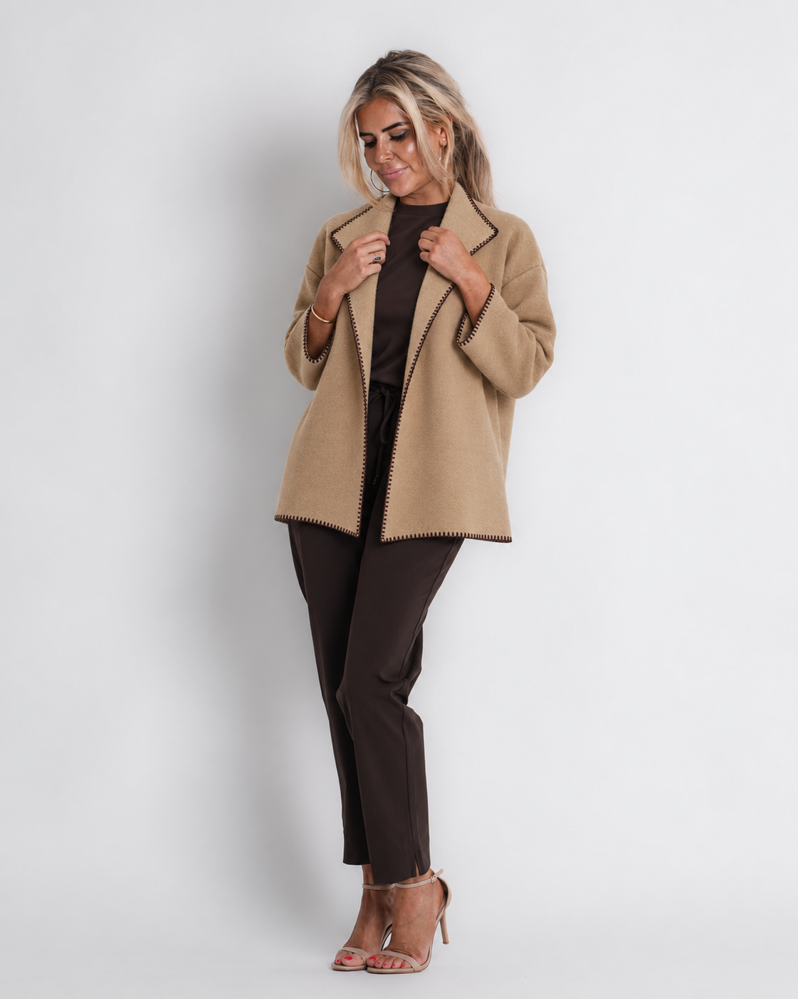 traveljurk met strikdetail zwart | amy 372