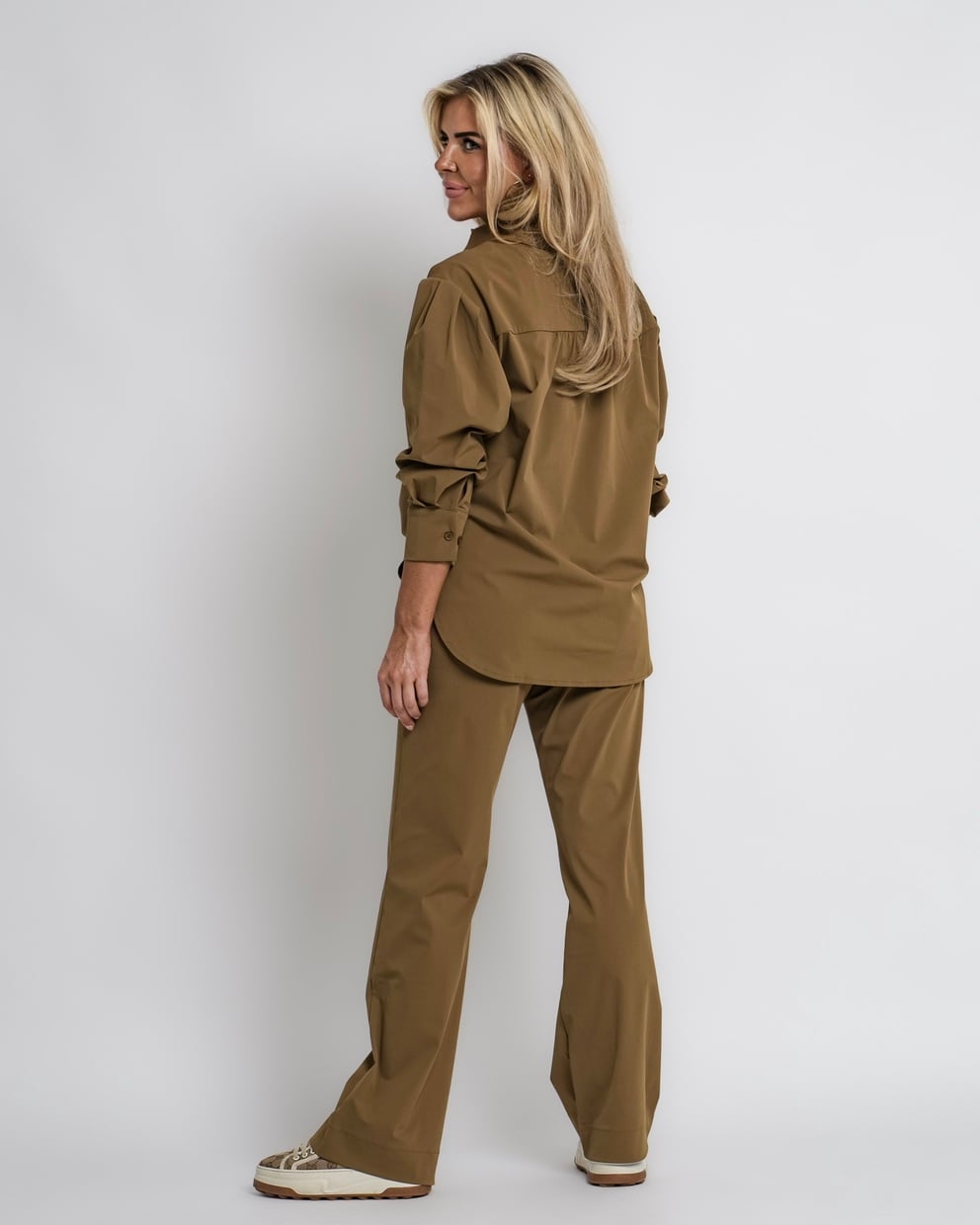 travel top kaki | amy 374
