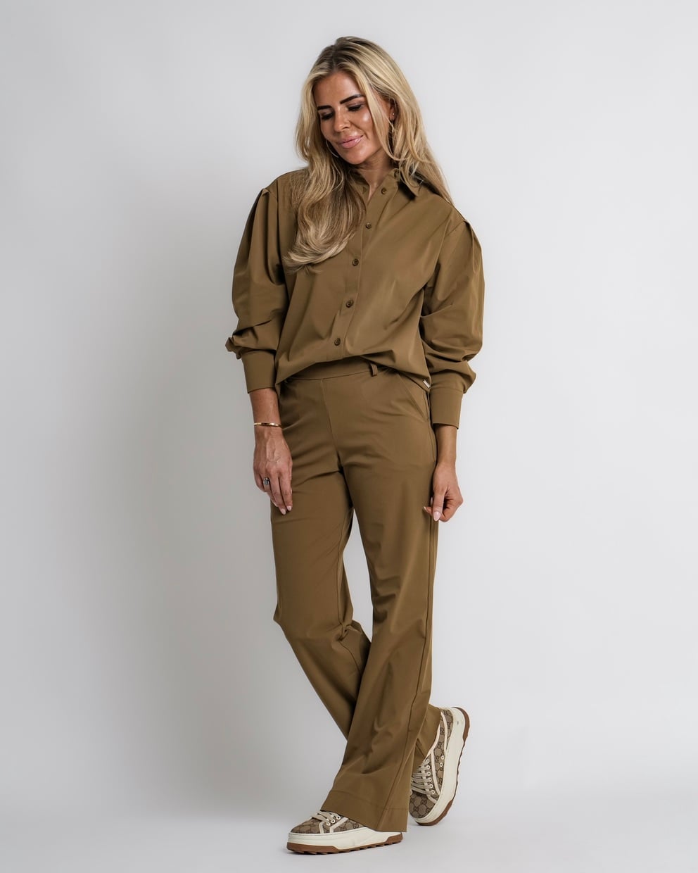 travel top kaki | amy 374